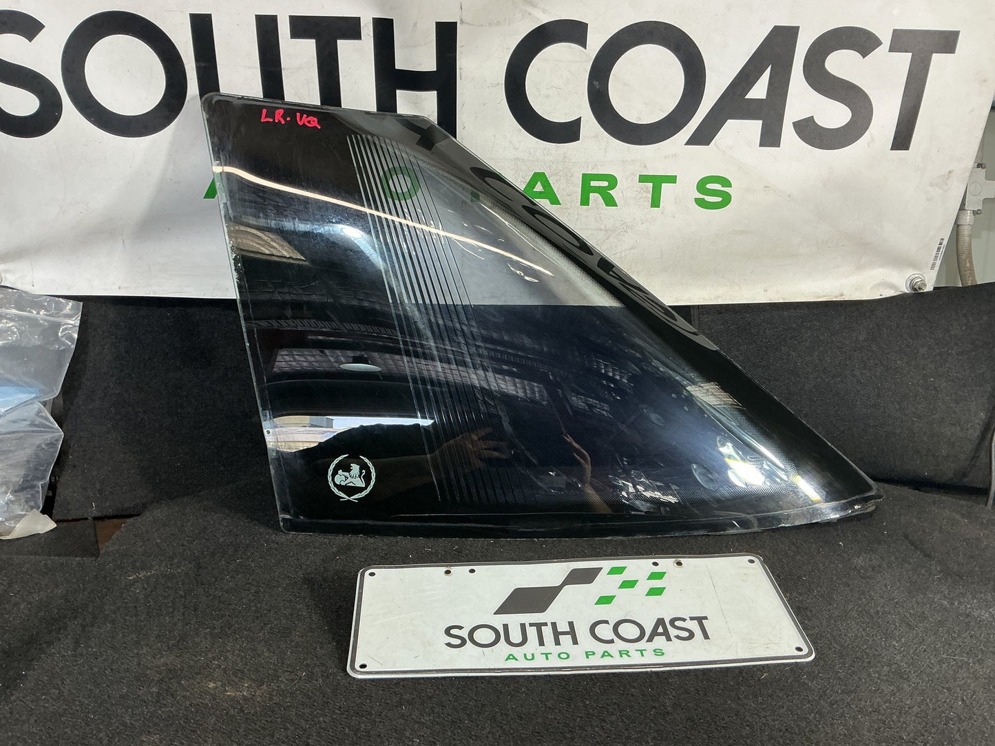 1990 Holden Statesman VQ 6H8VSY19UML459969 Left Rear Quarter Door Glass