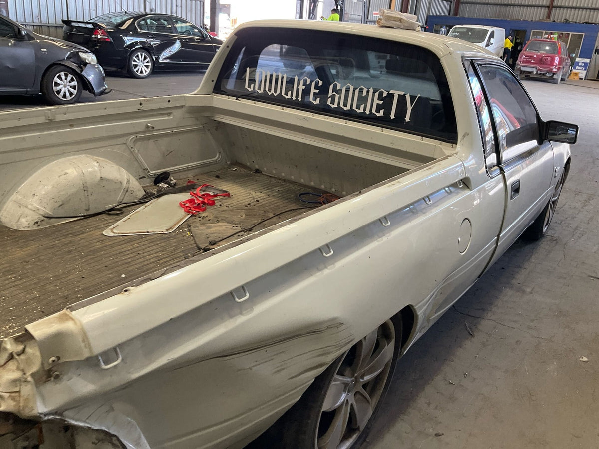 1999 Holden Commodore VS Extended Cab Utility