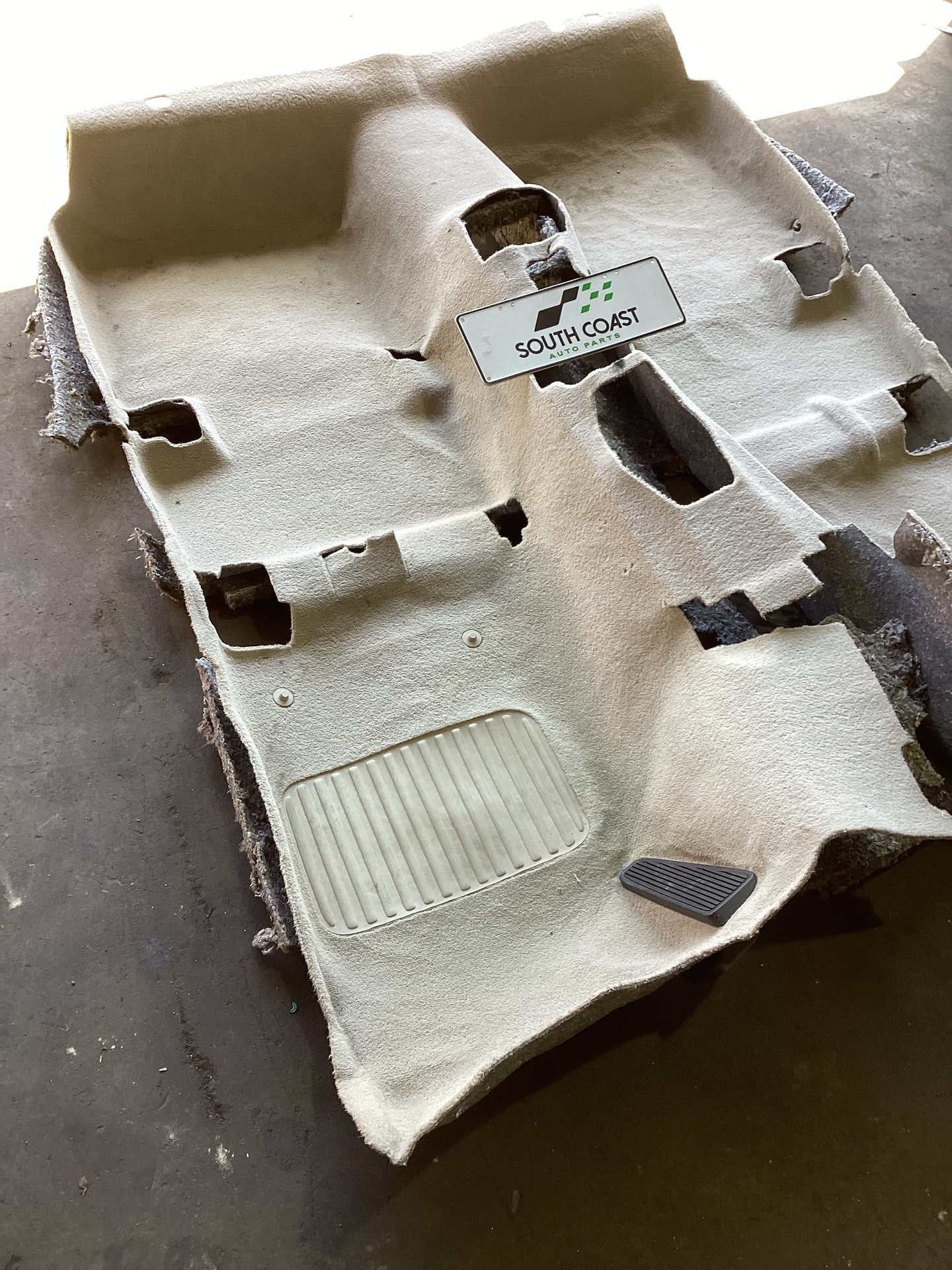 2010 Holden Statesman WM  Carpet