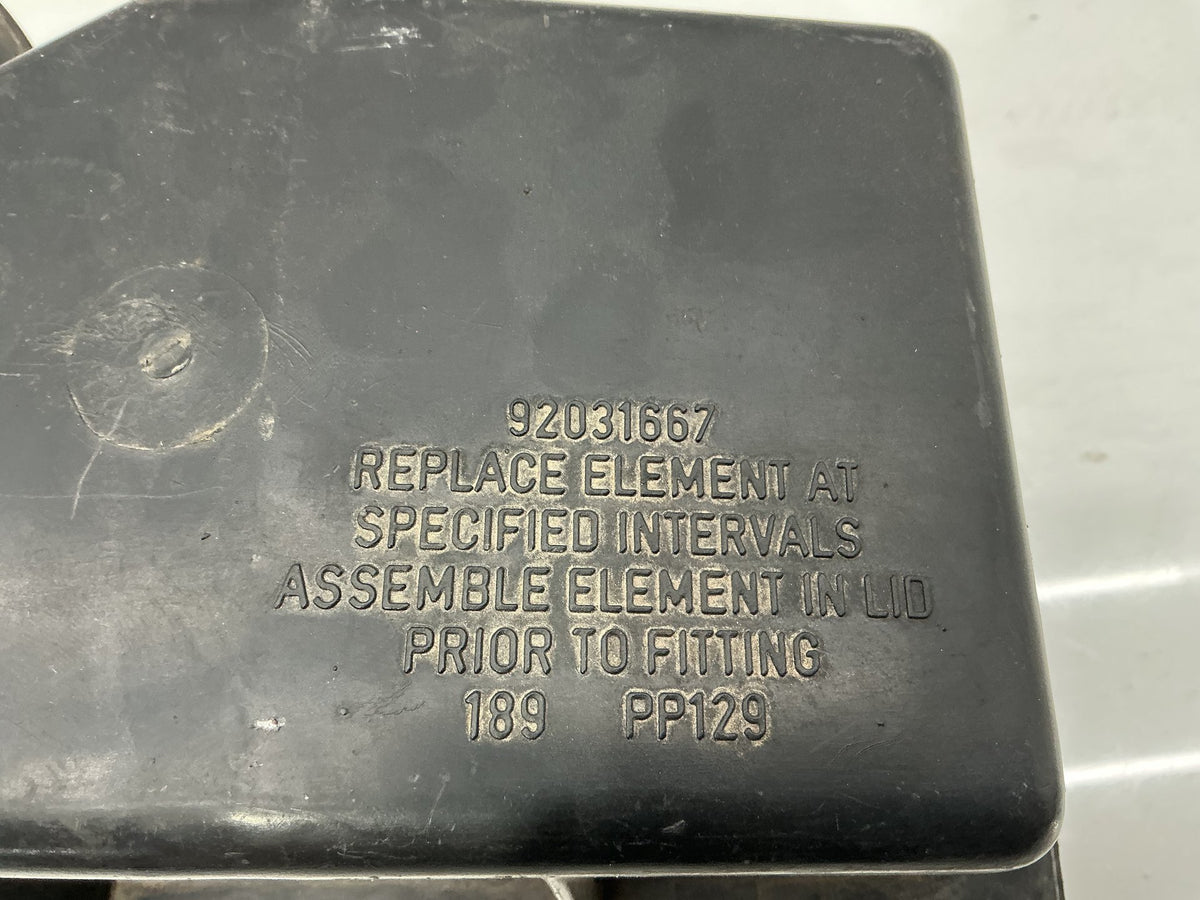 1992 Holden Commodore vq Air Filter Box 92025272