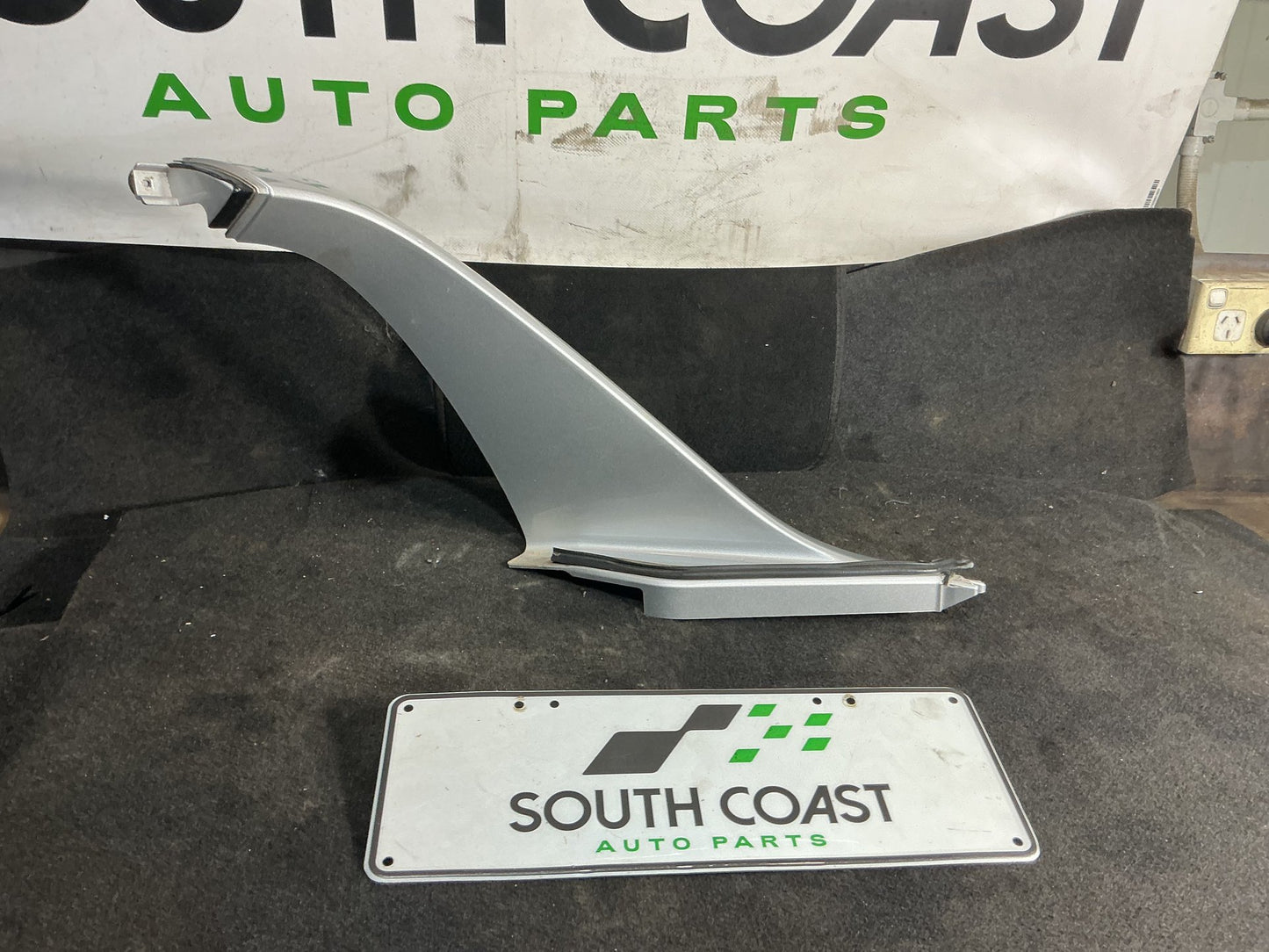 2013 Holden Ute VF  Right Sailplane 92207196