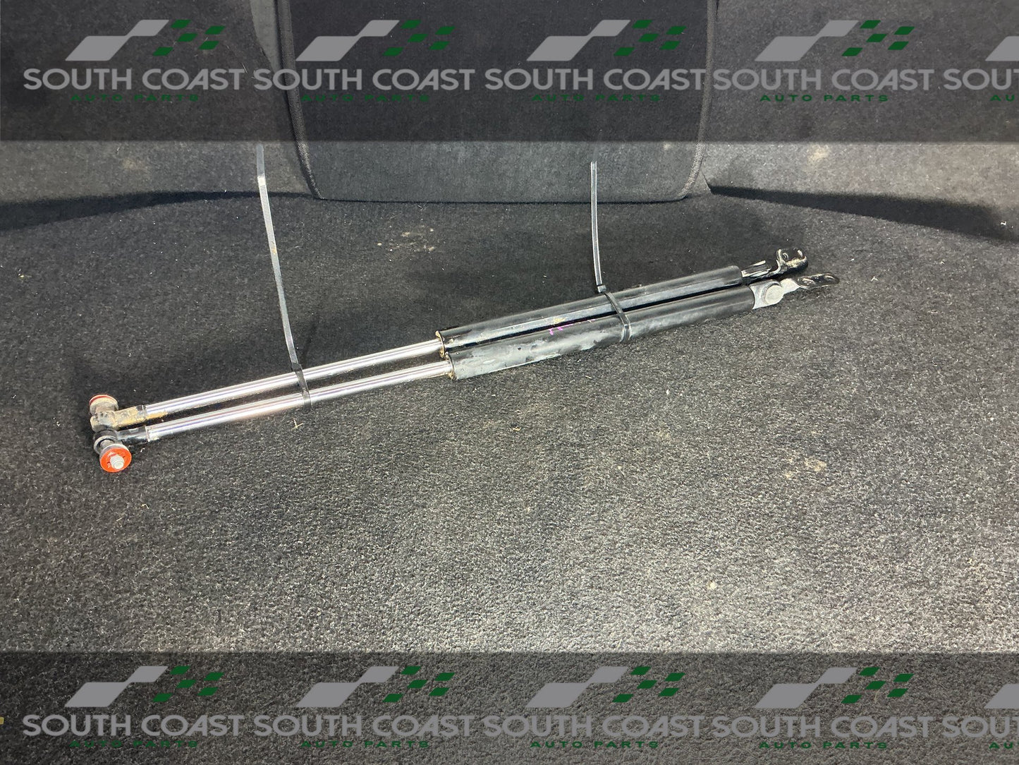 Subaru Forester SH  Hatch Strut