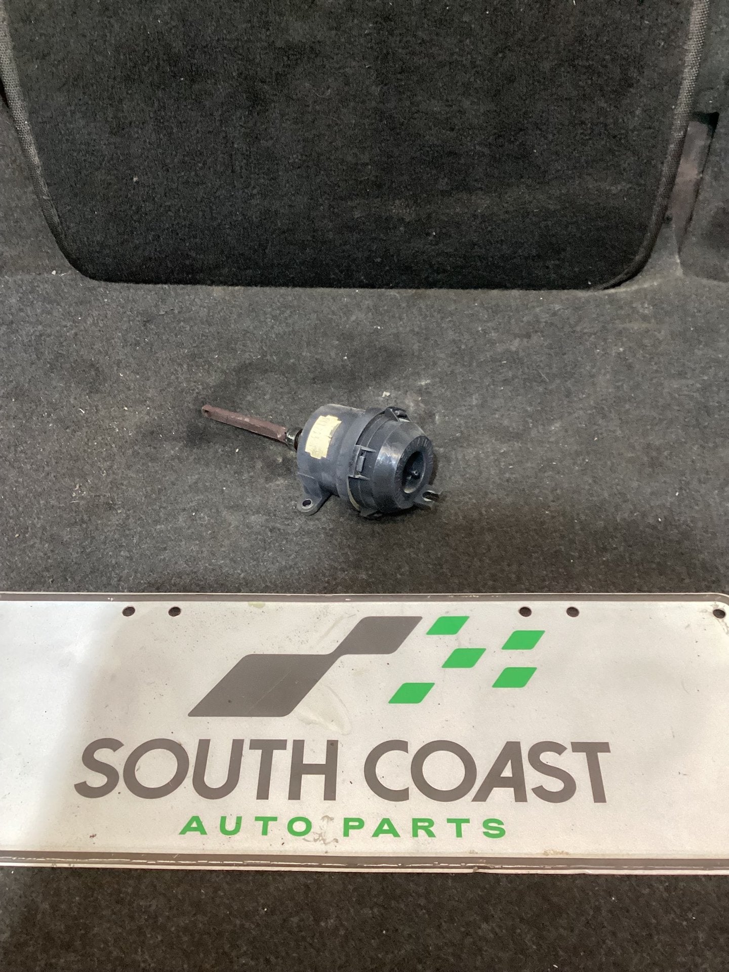 Holden Commodore VR  Vacuum Inlet Valve
