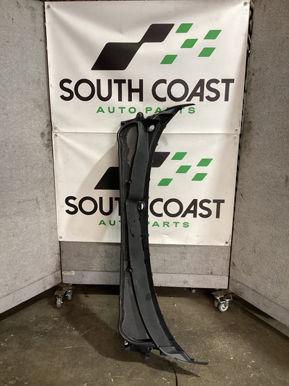 2008 Subaru Forester SH Wiper Motor Cover