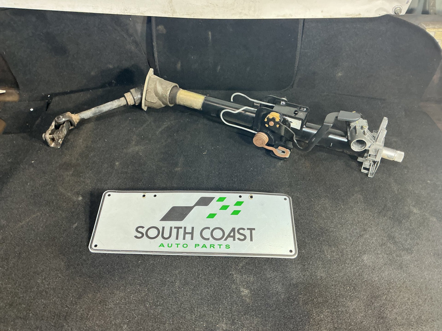 2002 Holden Commodore VY  Steering Column