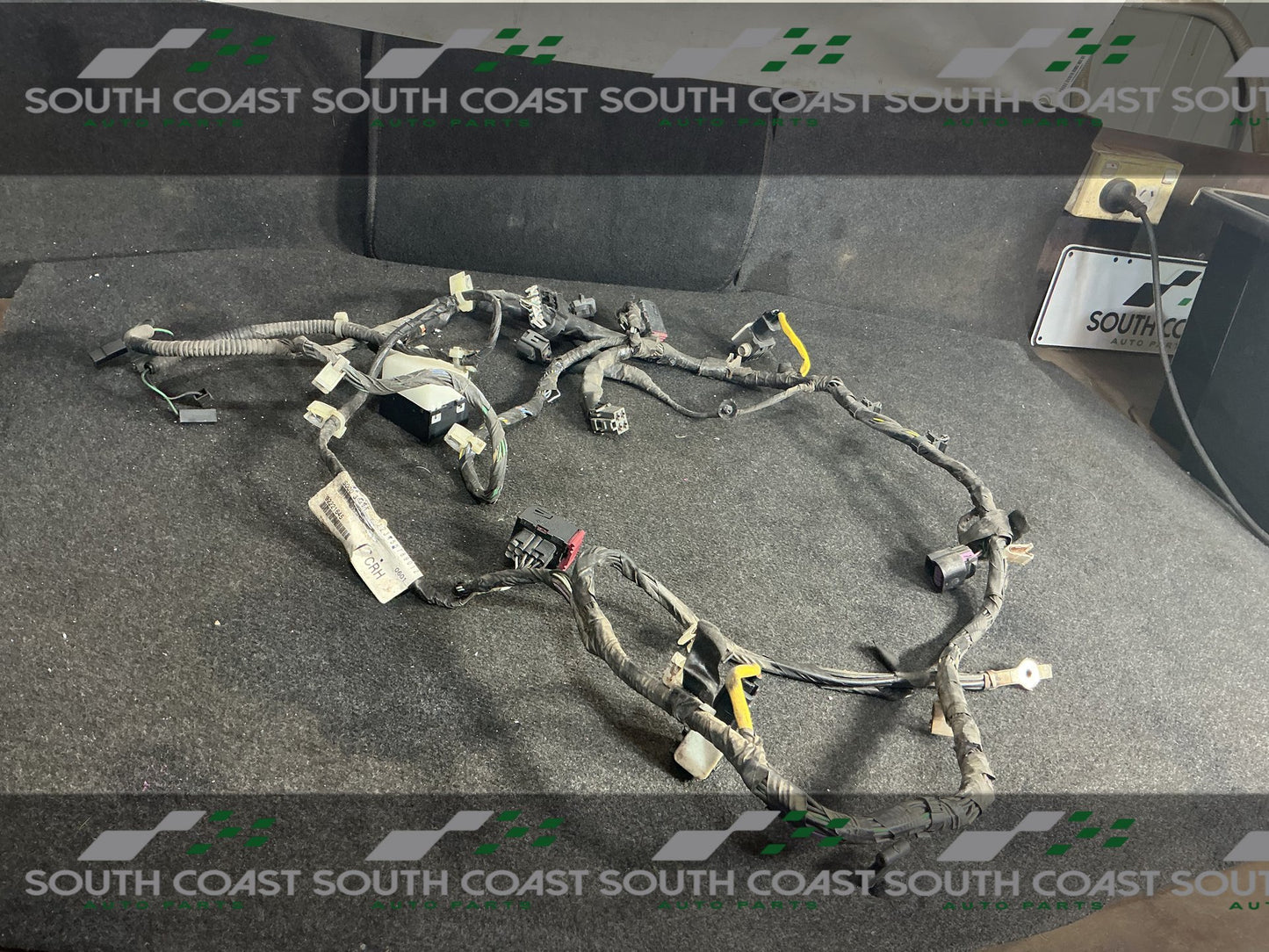 2011 Holden Commodore VE Rad Support Wiring Harness 9221645