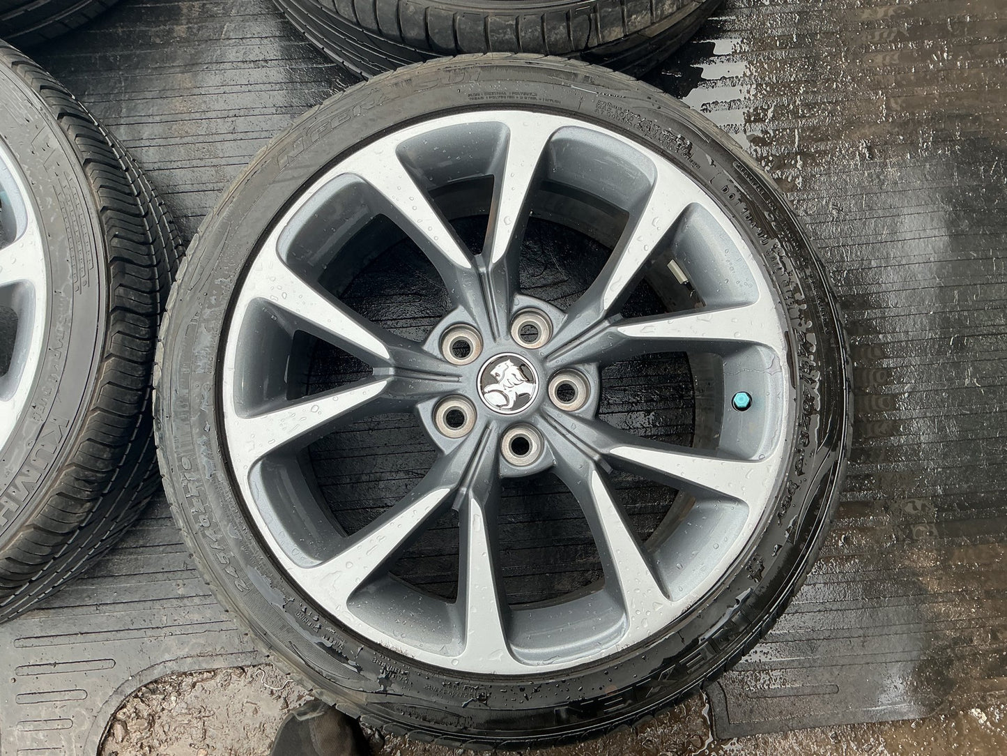 2013 Holden Ute VF  Wheel Set