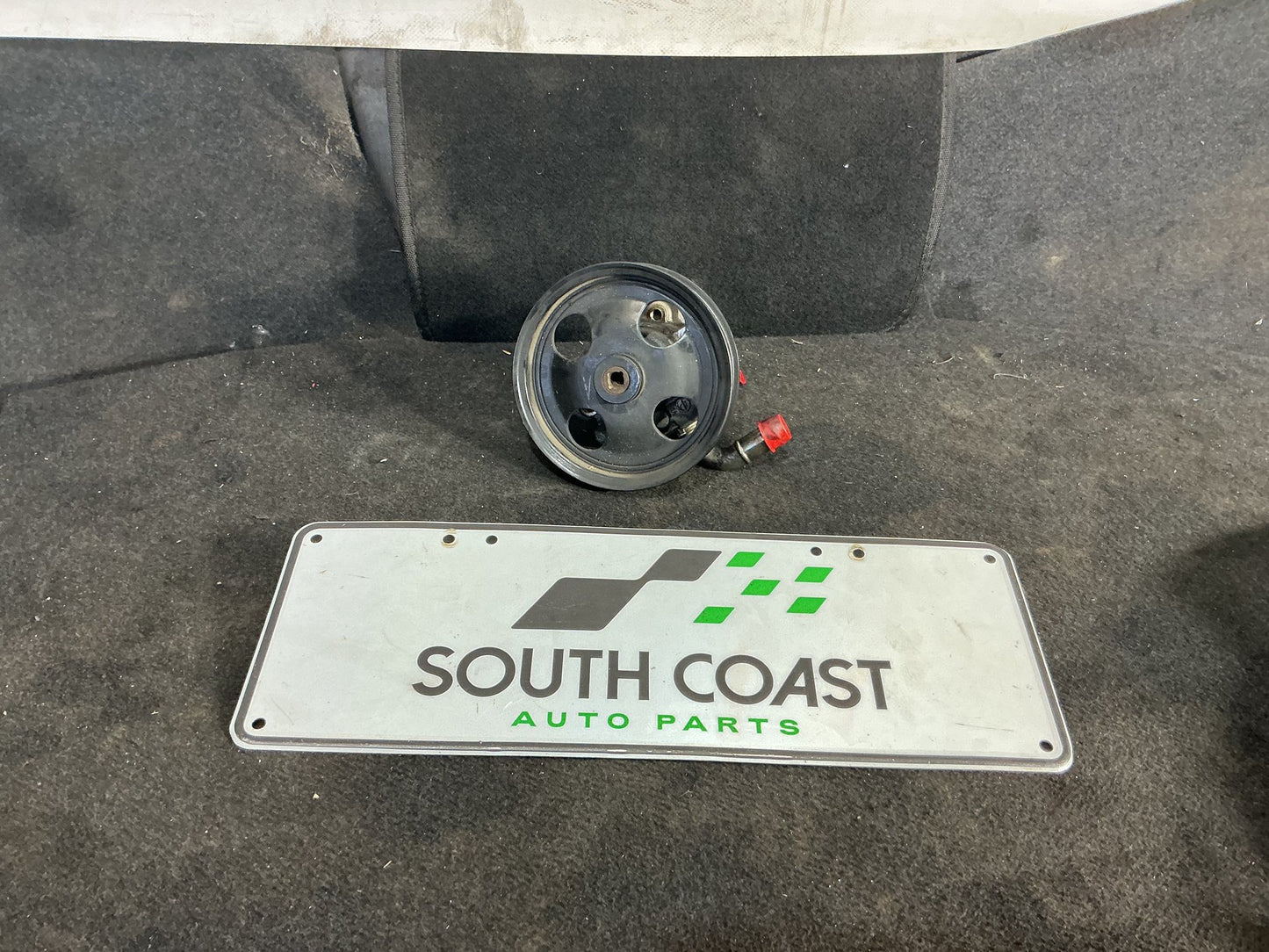 2005 Holden Commodore VZ  Power Steering Pump 92121134