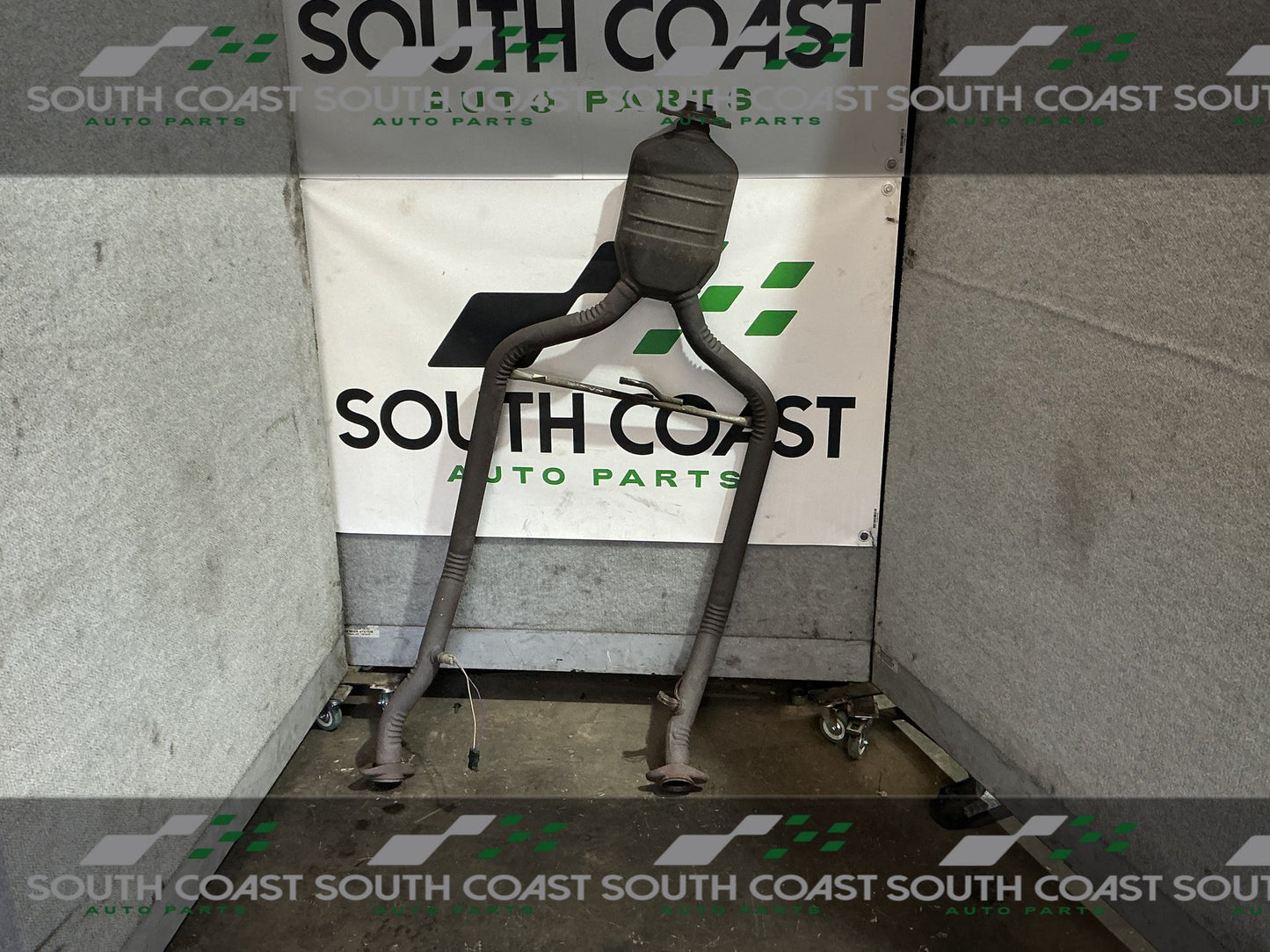 2002 Holden Commodore VY 6G1YK52A03L919138 Catalytic Converter