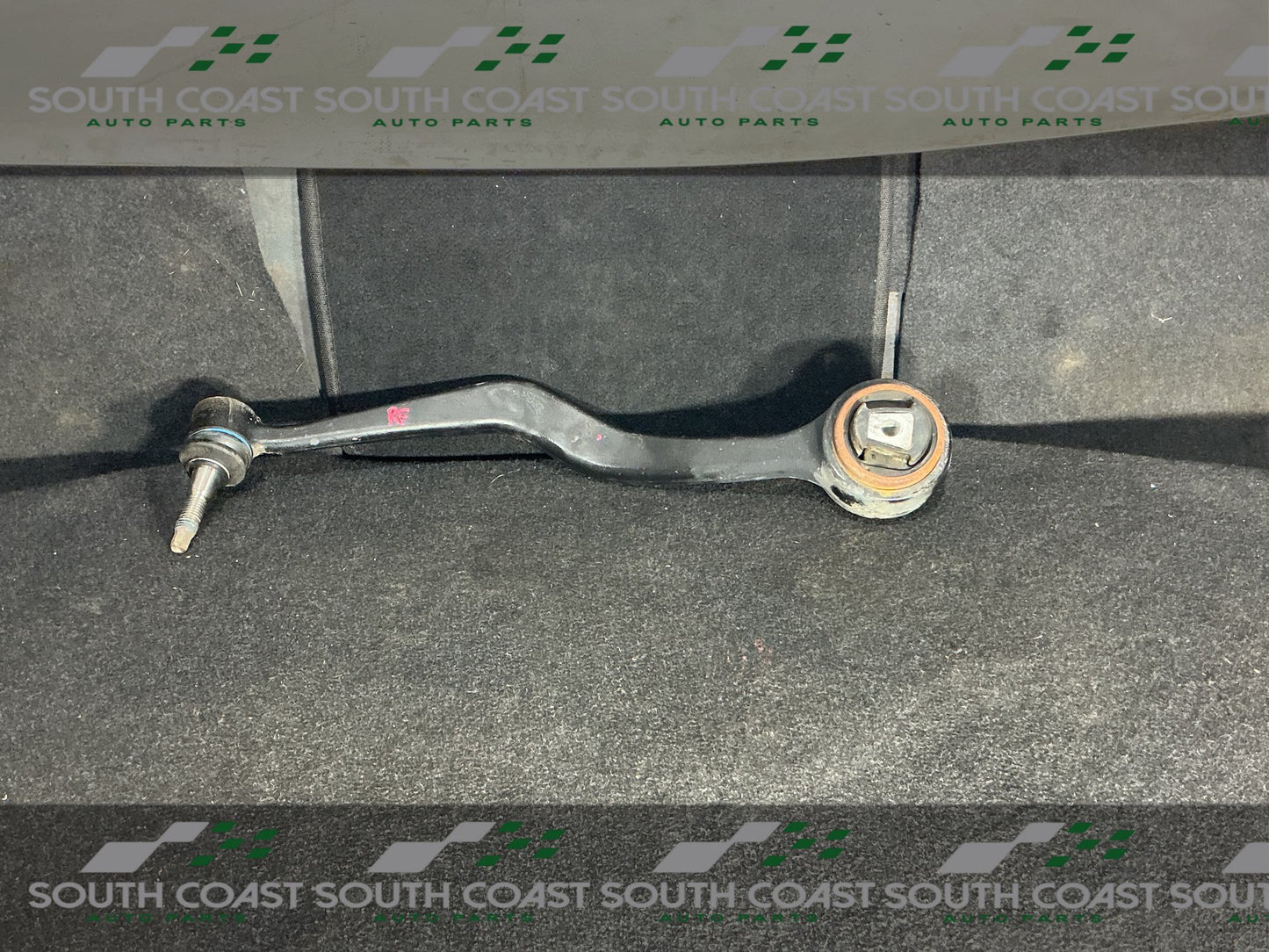 Holden Commodore VE  Right Front Lower Control Arm 92244048