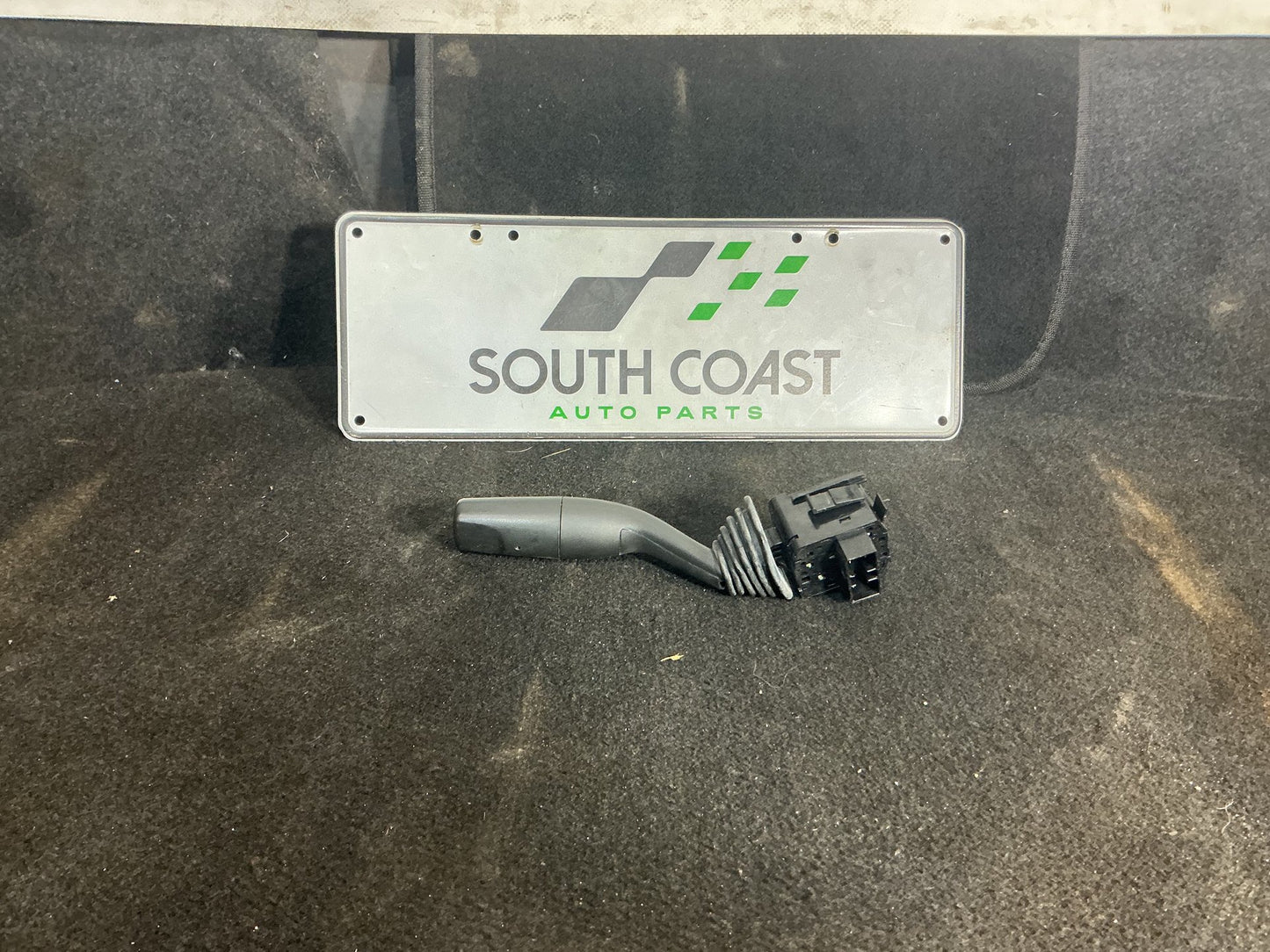 2002 Holden Commodore VY Wiper Switch 92089552