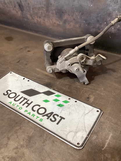 2018 Volkswagen Amarok Left Rear Caliper L66853