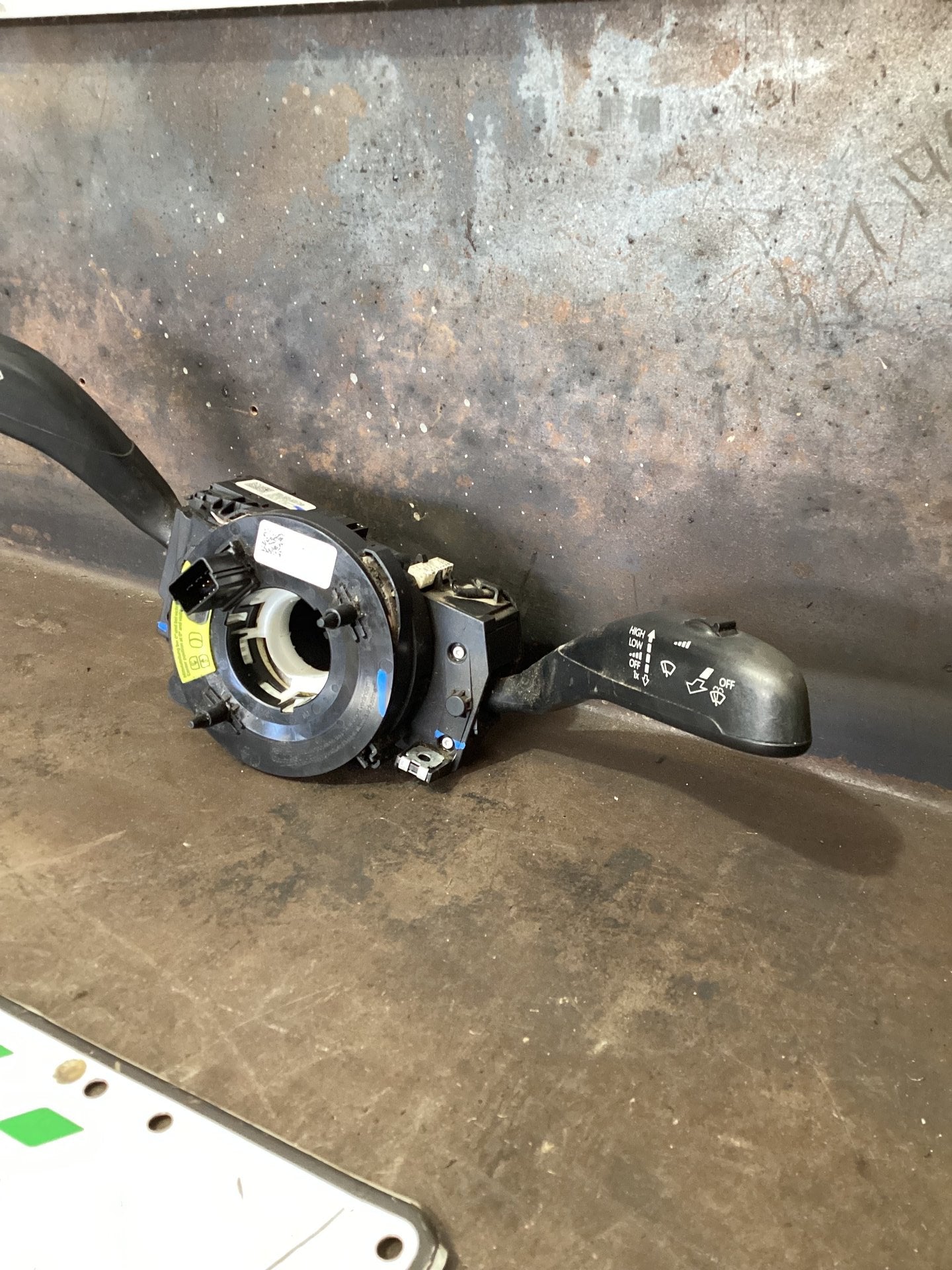 2018 Volkswagen Amarok Combination Switch
