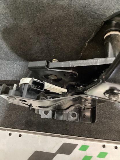 2007 Holden Calais VE 6G1EX55768L940846 Brake Pedal