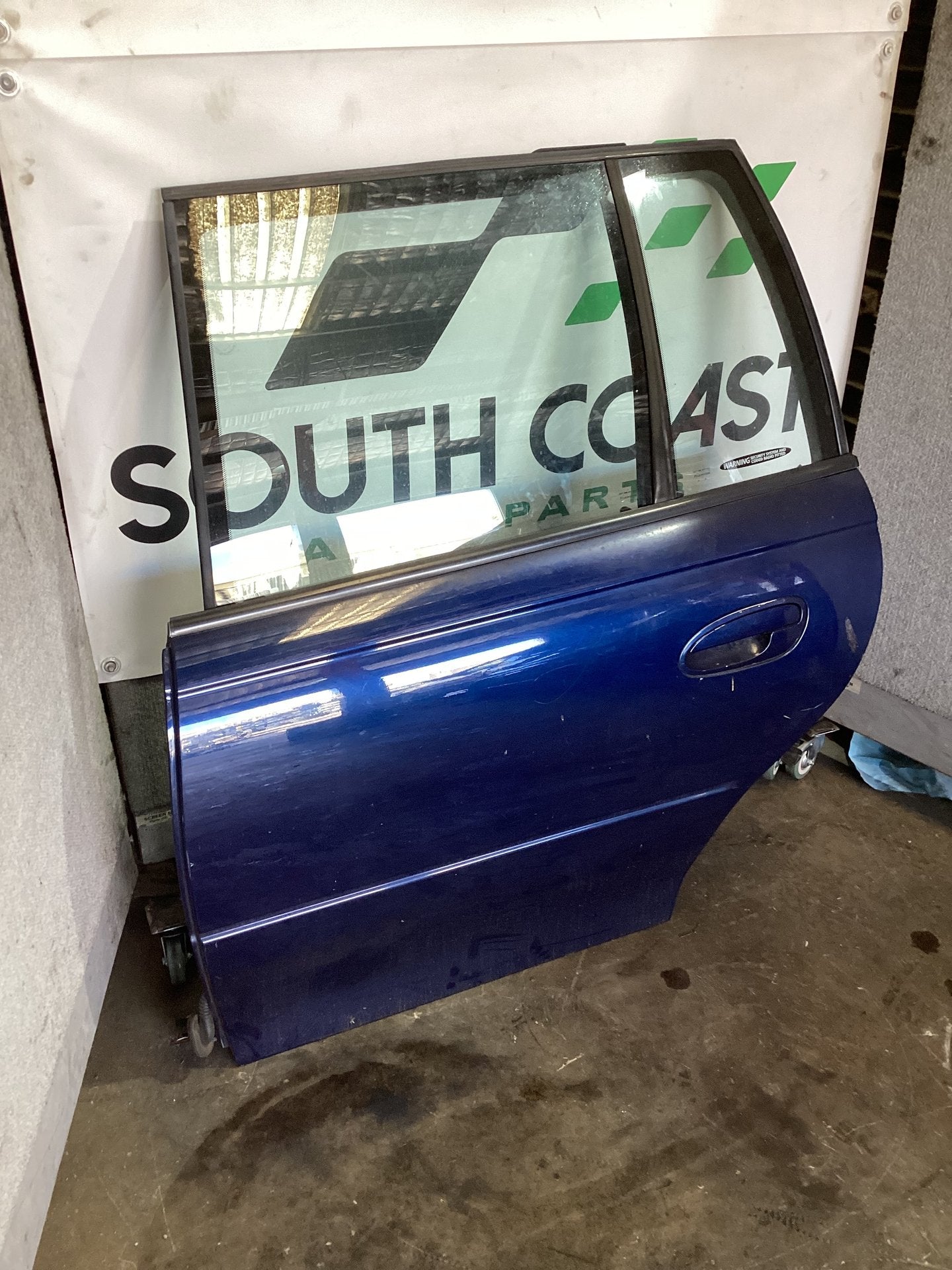 2005 Holden Commodore VZ  Left Rear Door