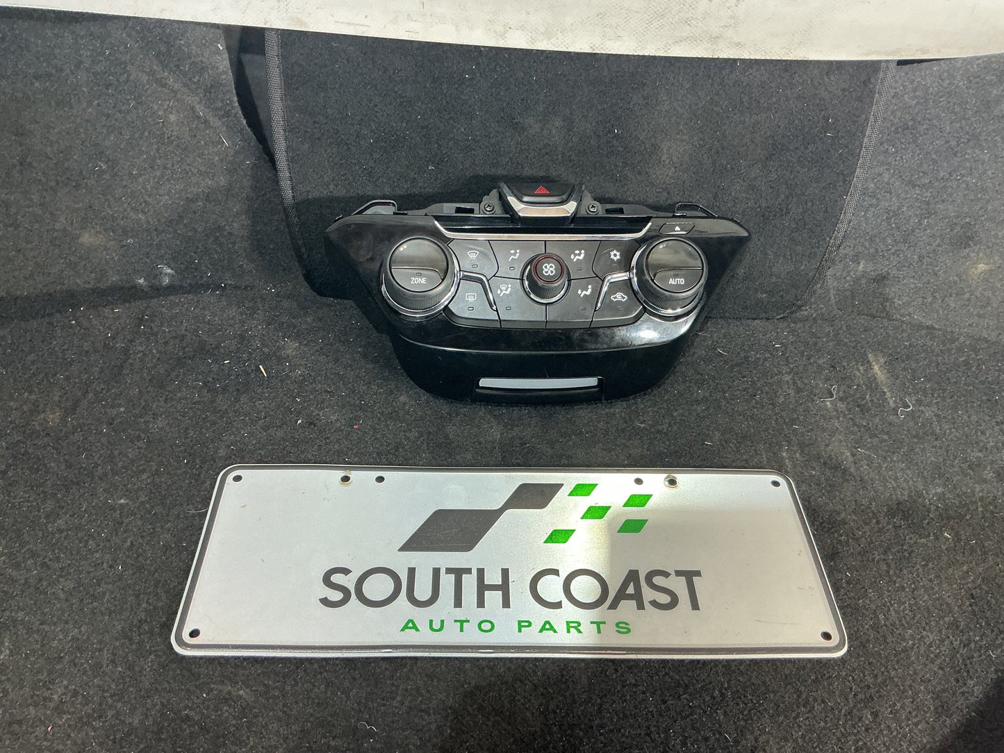 2013 Holden Ute VF  Heater Controls 92294797