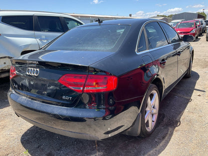 2009 Audi A4 B8 WAUZZ8K9AA071441 Engine CDN093760