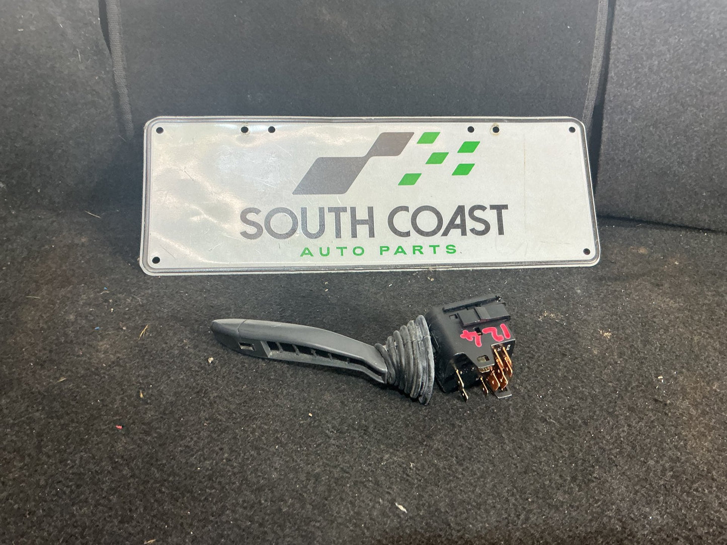 1990 Holden Statesman VQ 6H8VSY19UML459969 Indicator Stalk 92035582