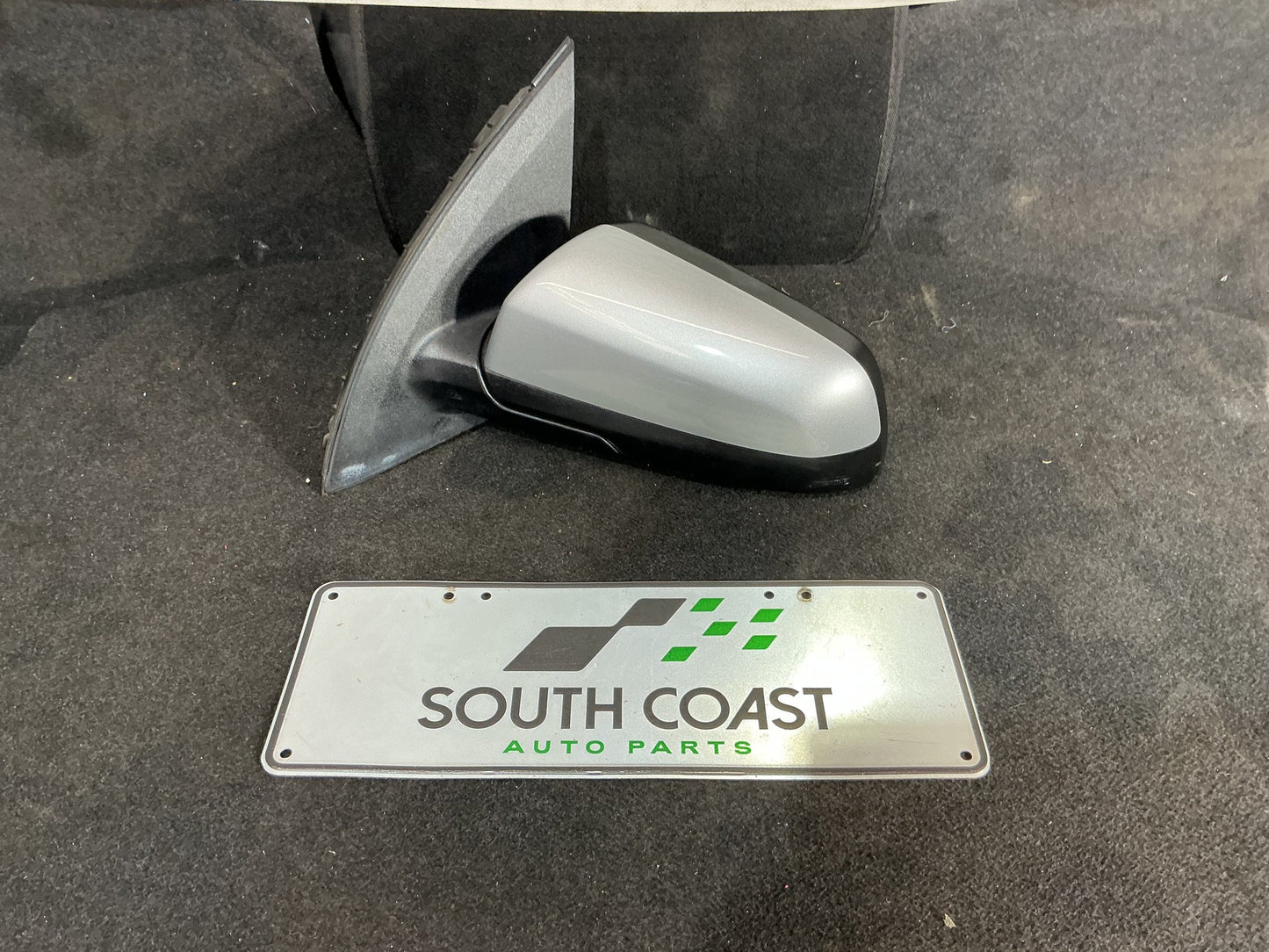 2013 Holden Ute VF  Left Door Mirror 92269473