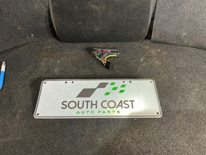 1990 Holden Statesman VQ 6H8VSY19UML459969 Power Window Switch 92039737