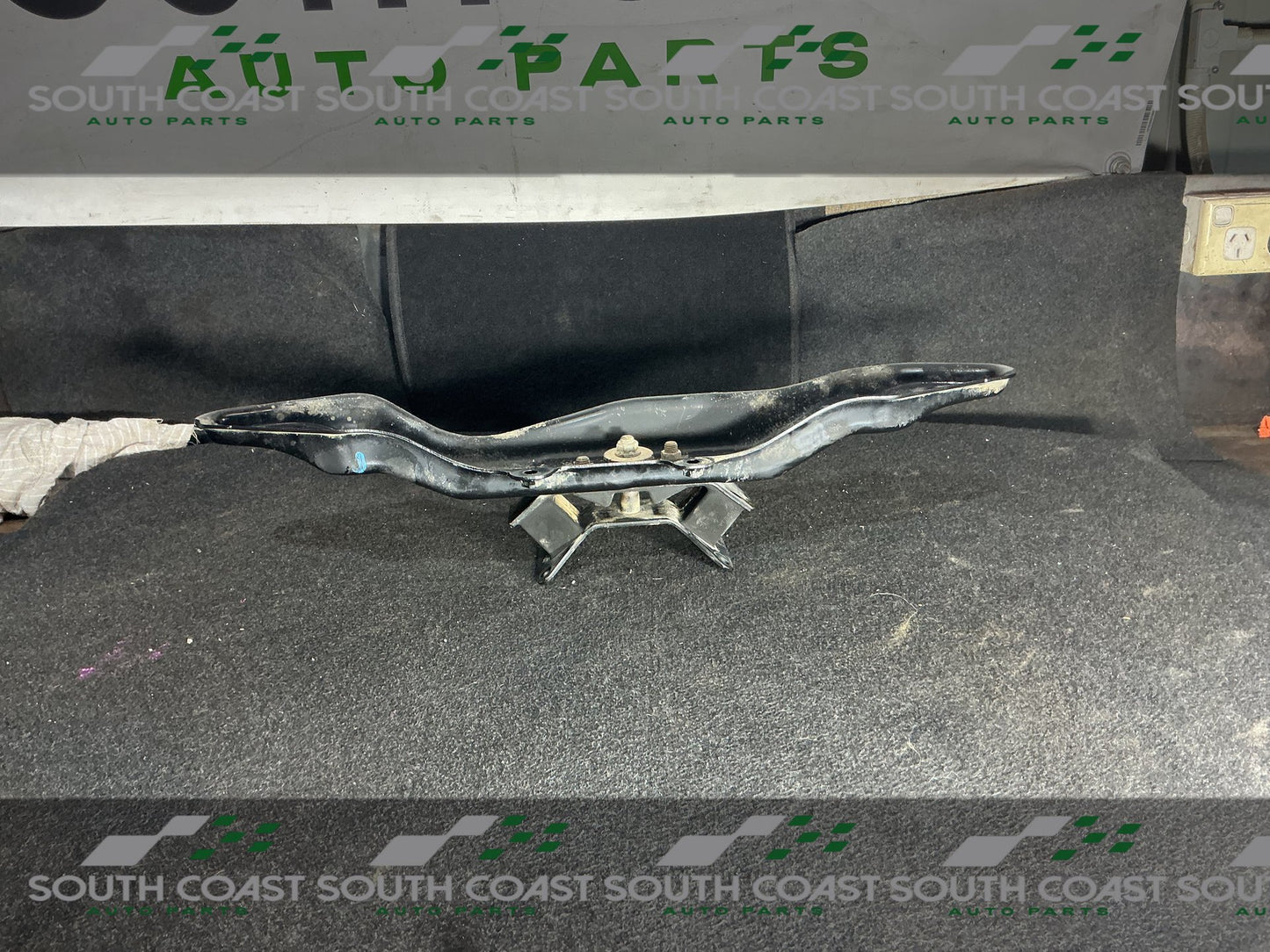 Subaru Forester SH  Transmission Crossmember