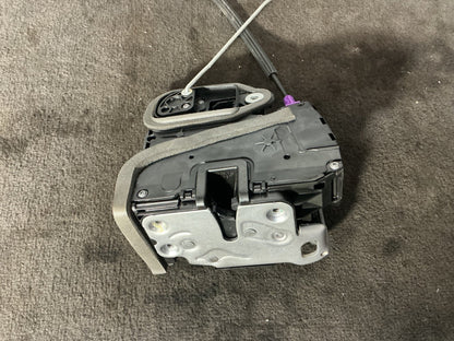 2019 Holden Commodore   Left Front Door Lock Actuator 13597532