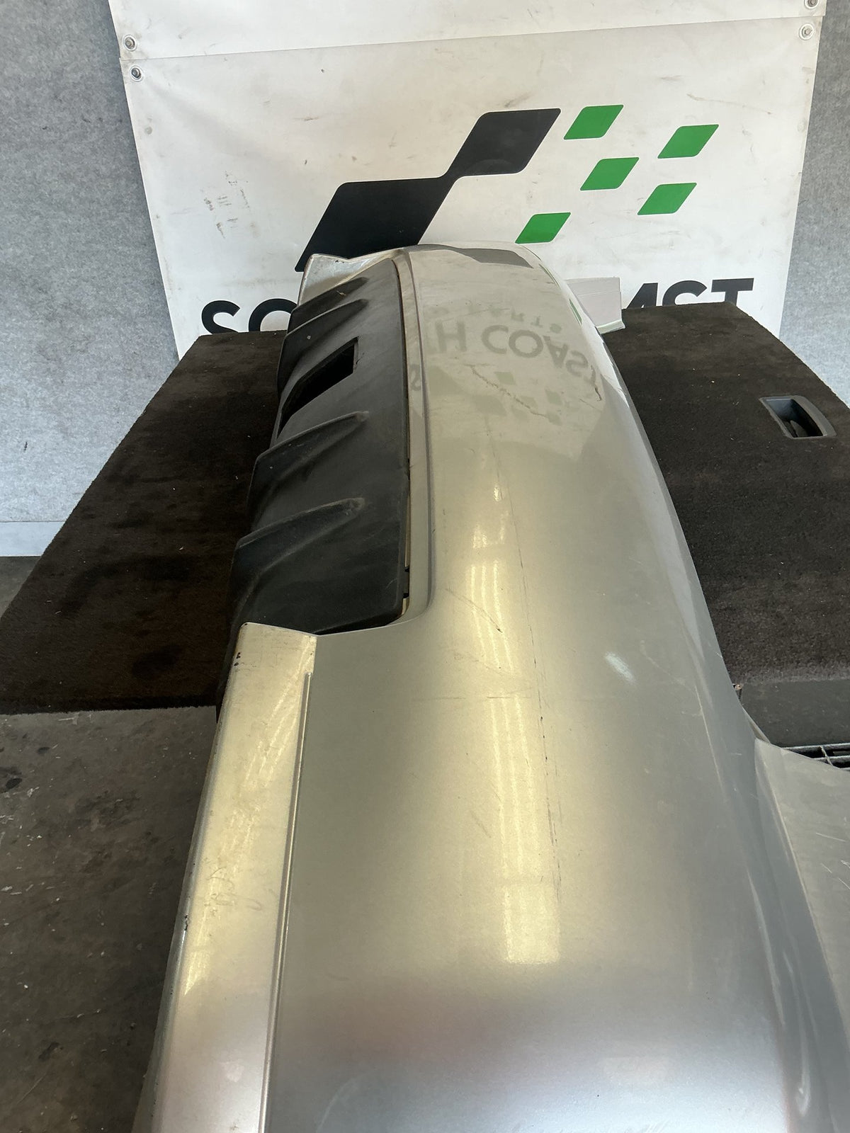 2002-2004 Holden Commodore VY Rear Bumper Bar