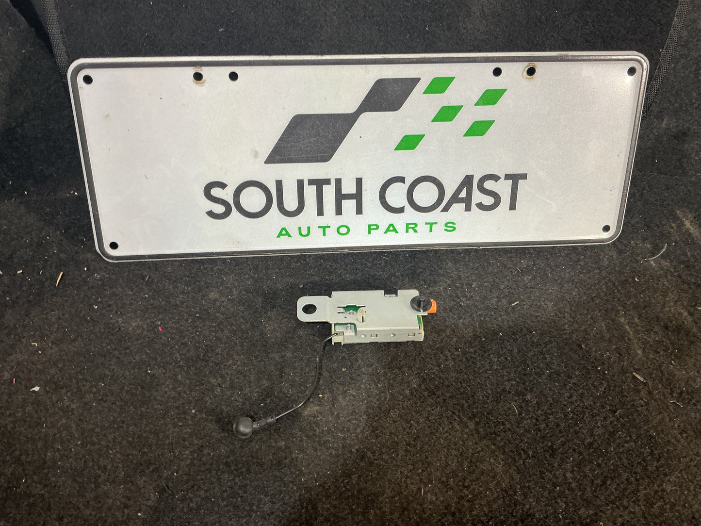 2013 Holden Ute VF  Radio Amplifier 92261473