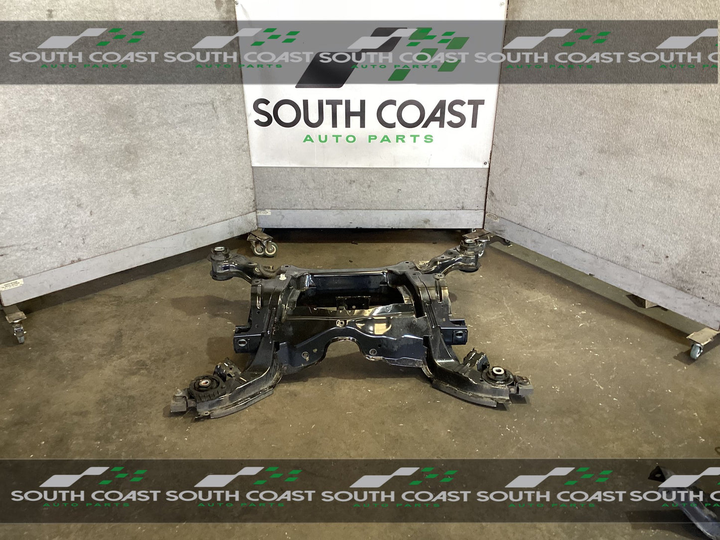 Holden Calais VE 6G1EX55768L940846 Rear Xmember/Cradle