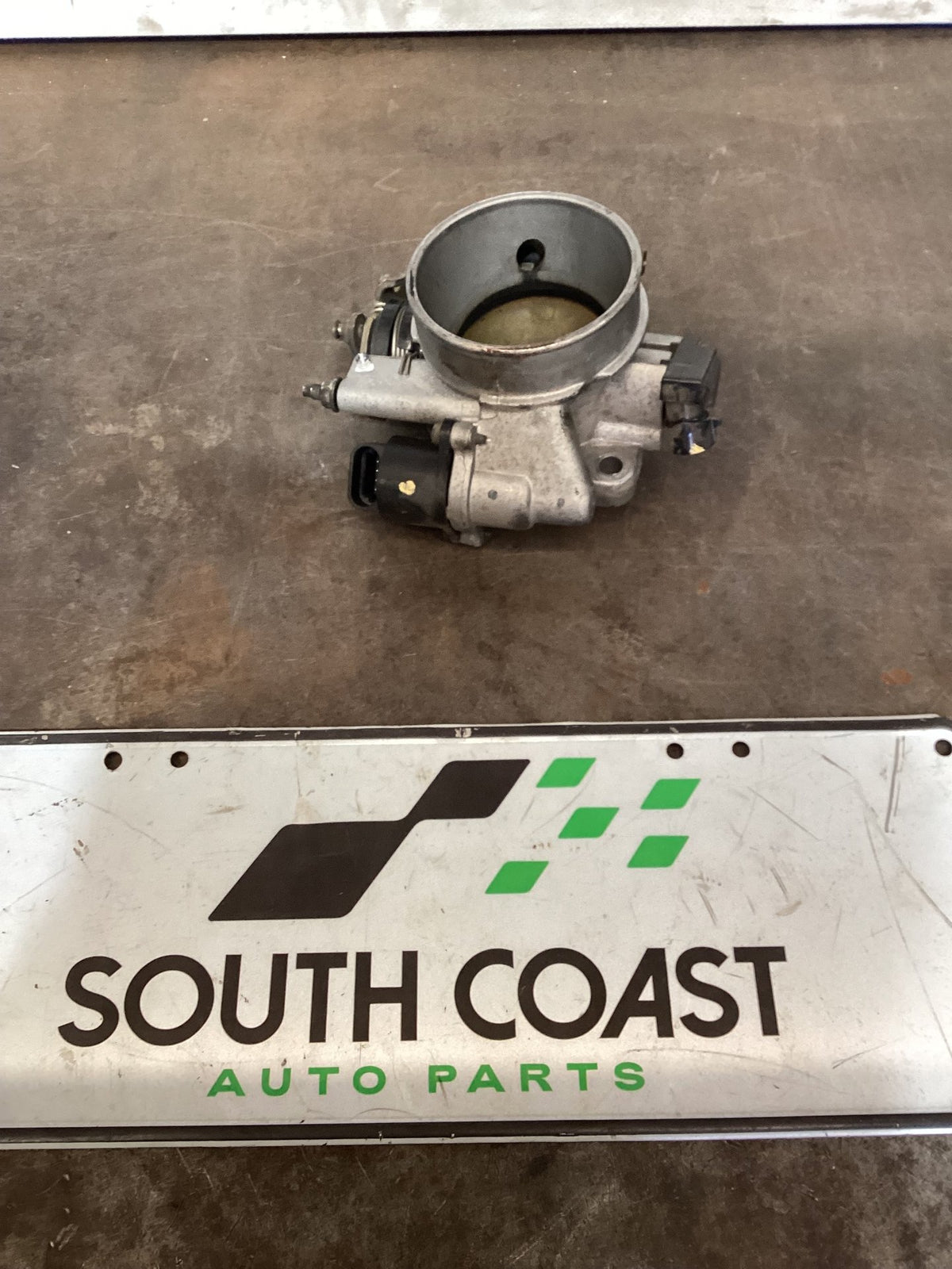 2003 Holden Commodore VY Throttle Body 384211