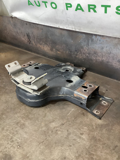 2018 Volkswagen Amarok Transmission Mount