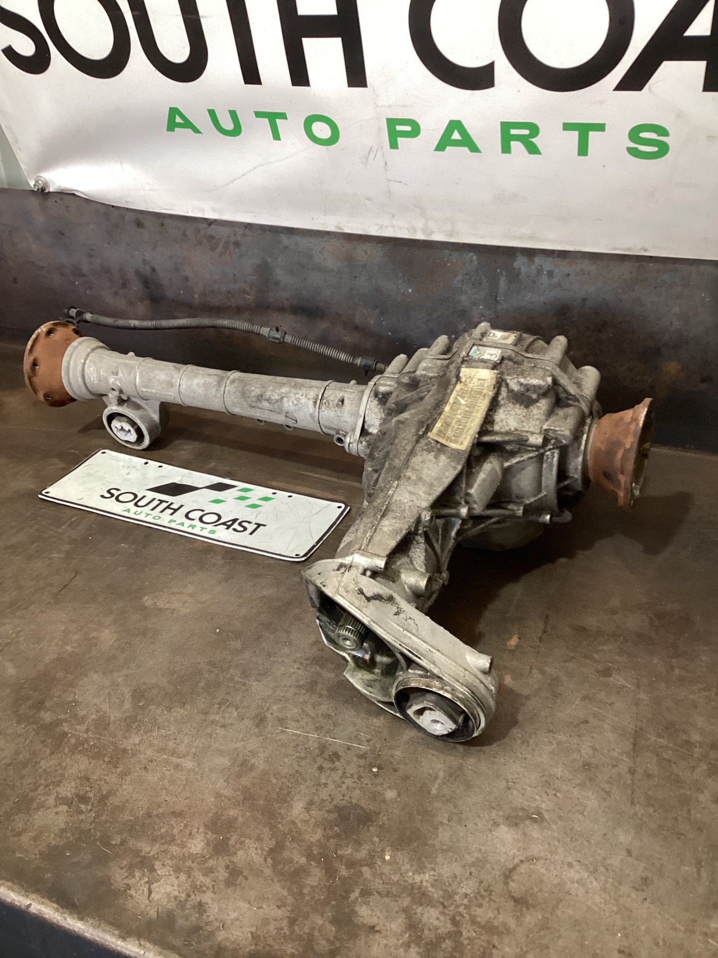 2018 Volkswagen Amarok Front Differential Assembly 0C1409506B