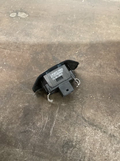2018 Volkswagen Amarok Light Level Sensor