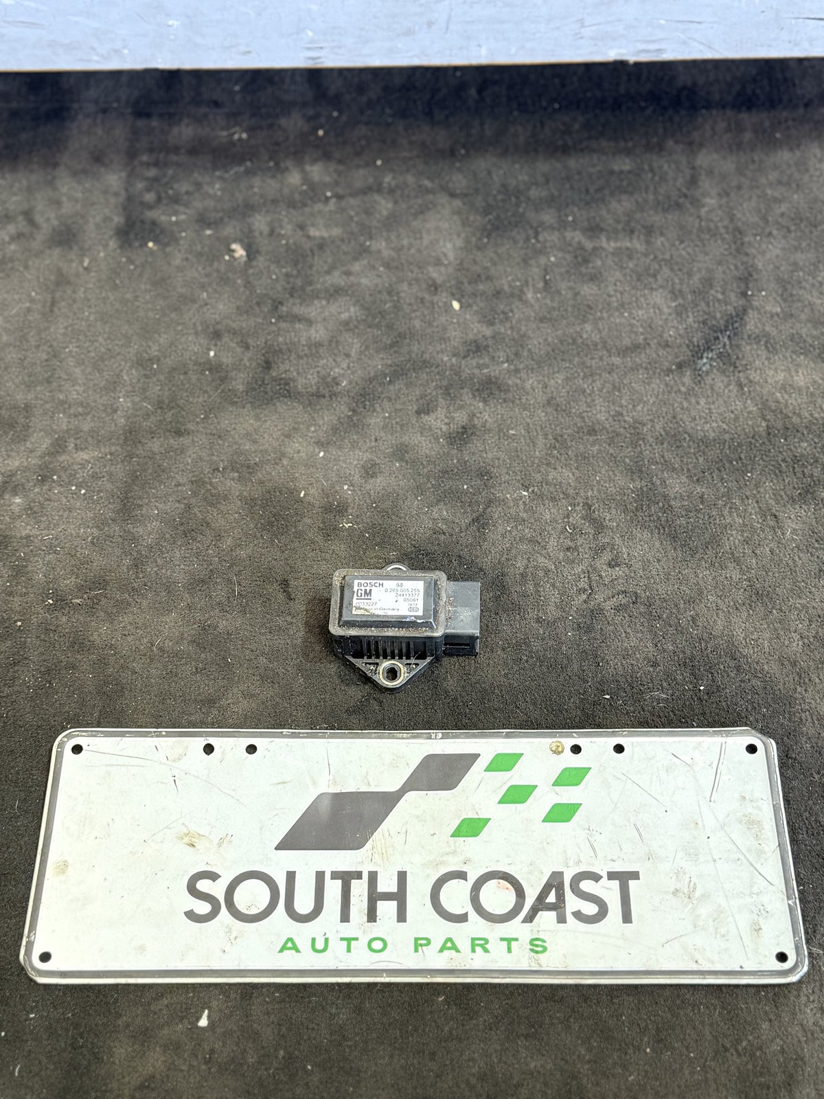 2005-2006 Holden Commodore VZ Yaw Sensor 0265005255