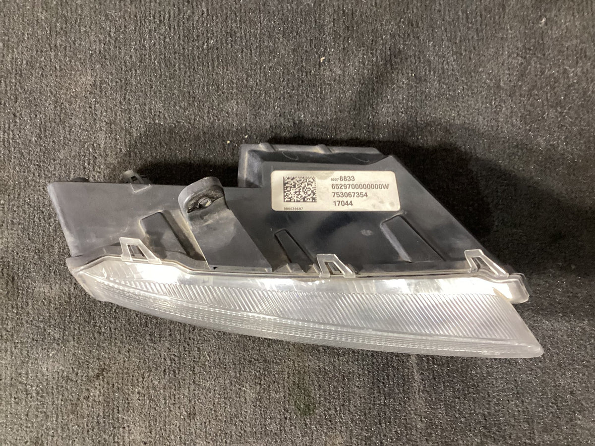 2017 Holden Commodore VF Right Daytime Driver Light 92278833