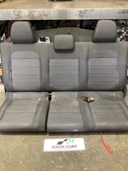 2018 Volkswagen Amarok   Complete Interior