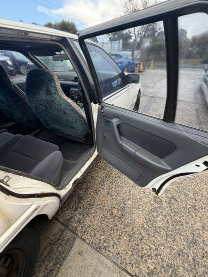 1990 Holden Statesman V8 VQ White
