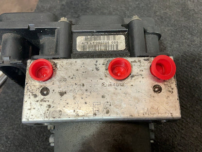 2005 Holden Commodore VZ  ABS Pump 92104013