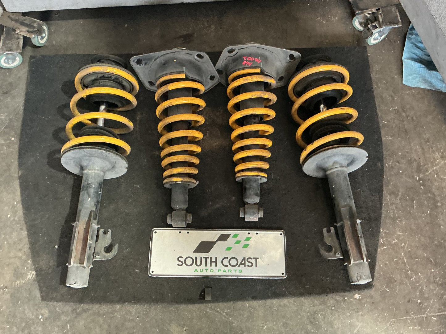2009 Holden Calais VE  Strut Set