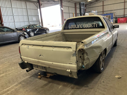 1999 Holden Commodore VS Extended Cab Utility