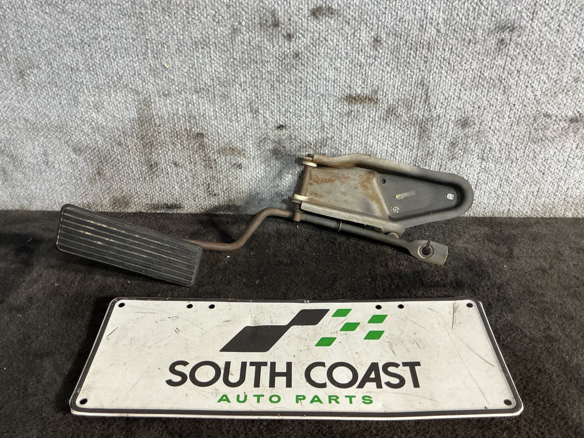 1994 Holden Commodore VR 6H8VRK19HSL781543 Accelerator Pedal