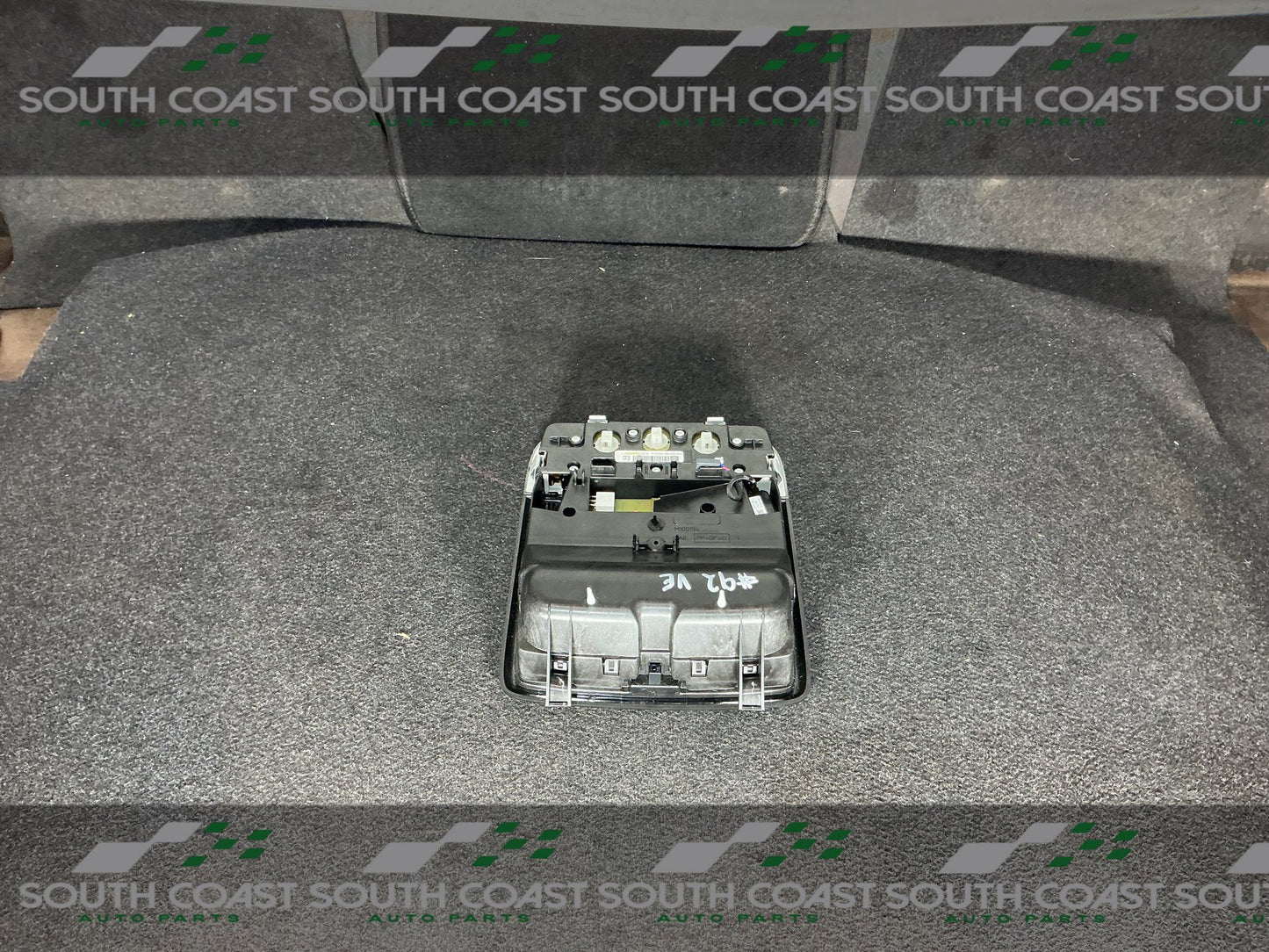 Holden Commodore VE  Front Interior Light