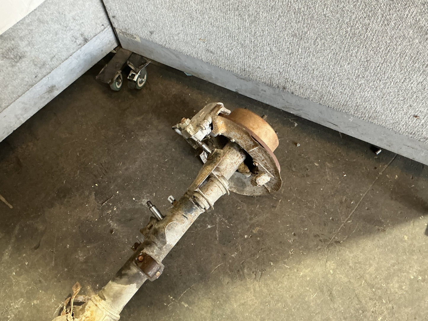 2000 Holden Commodore VS  Differential Centre