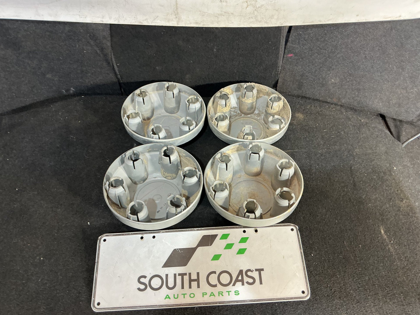 2003 Holden Rodeo RA Mag Wheel Centre Cap
