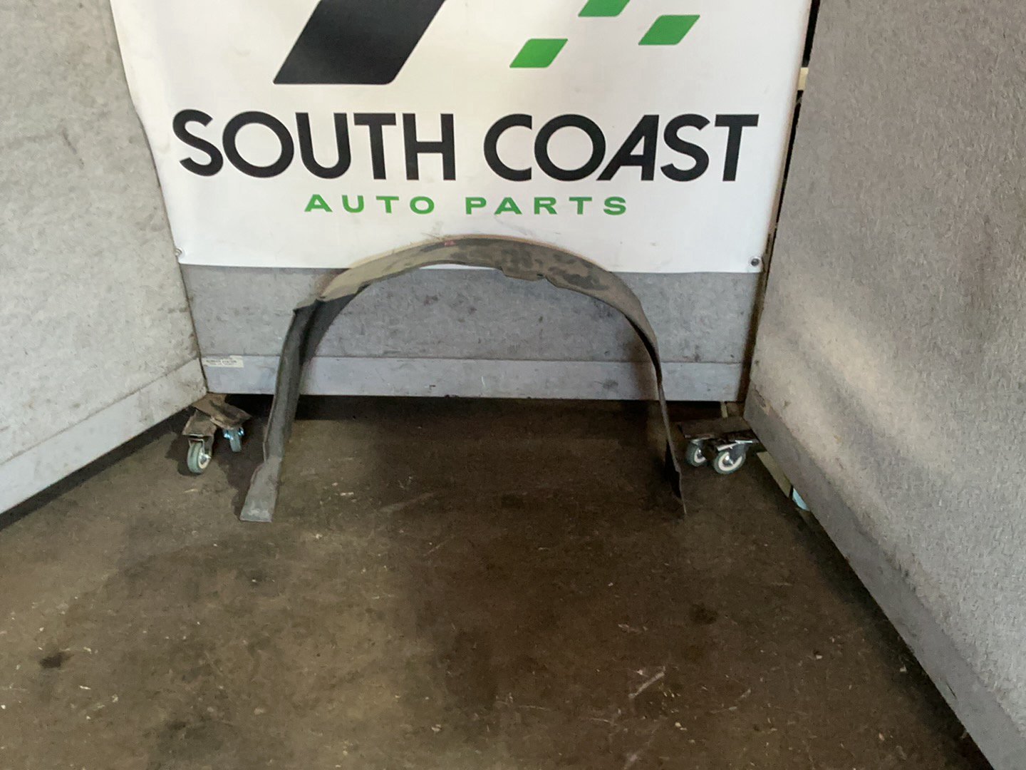 2005 Holden Commodore VZ  Left Front Guard Liner