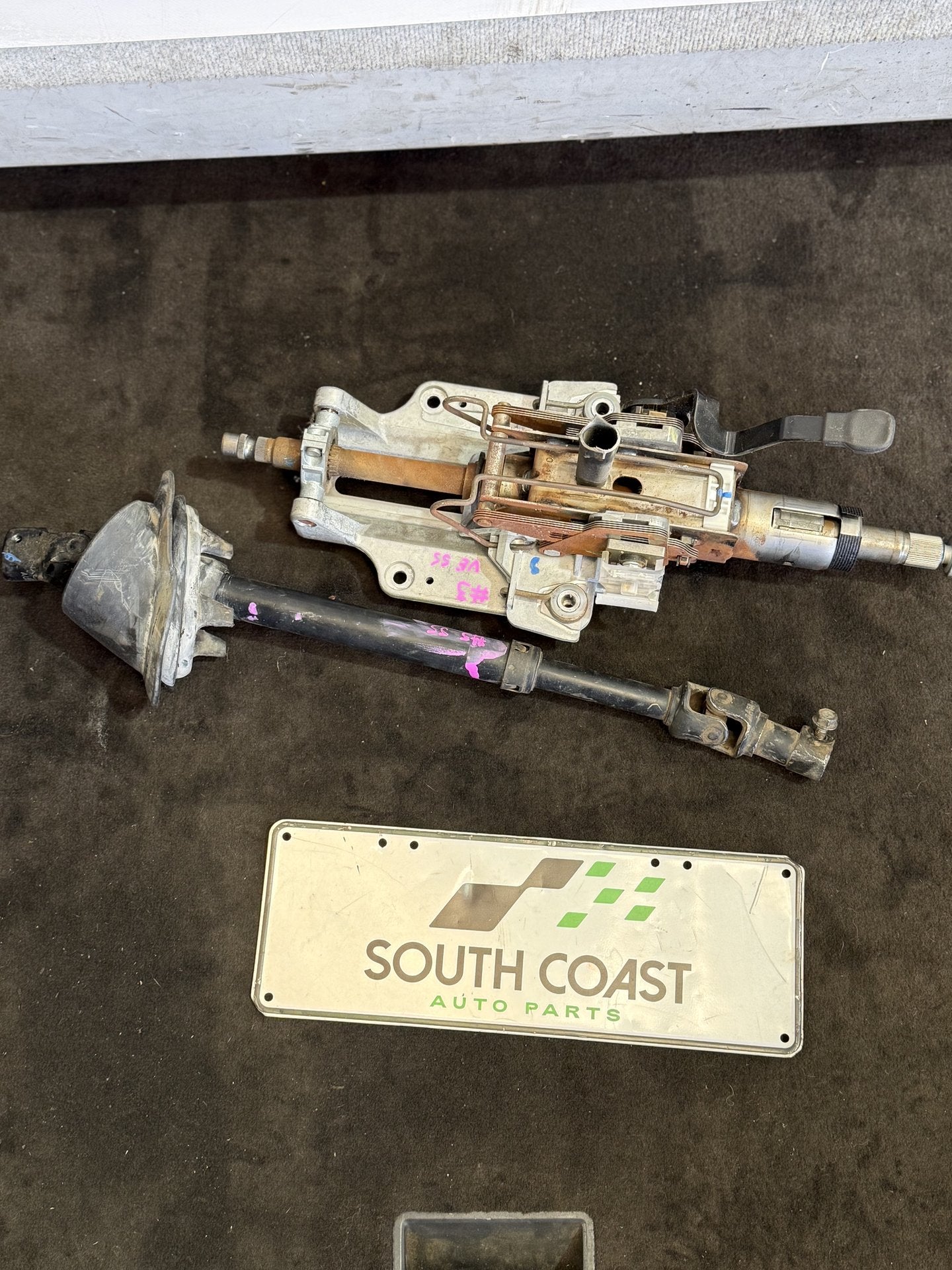 2006 - 2010 Holden Commodore VE  Steering Column 92199233