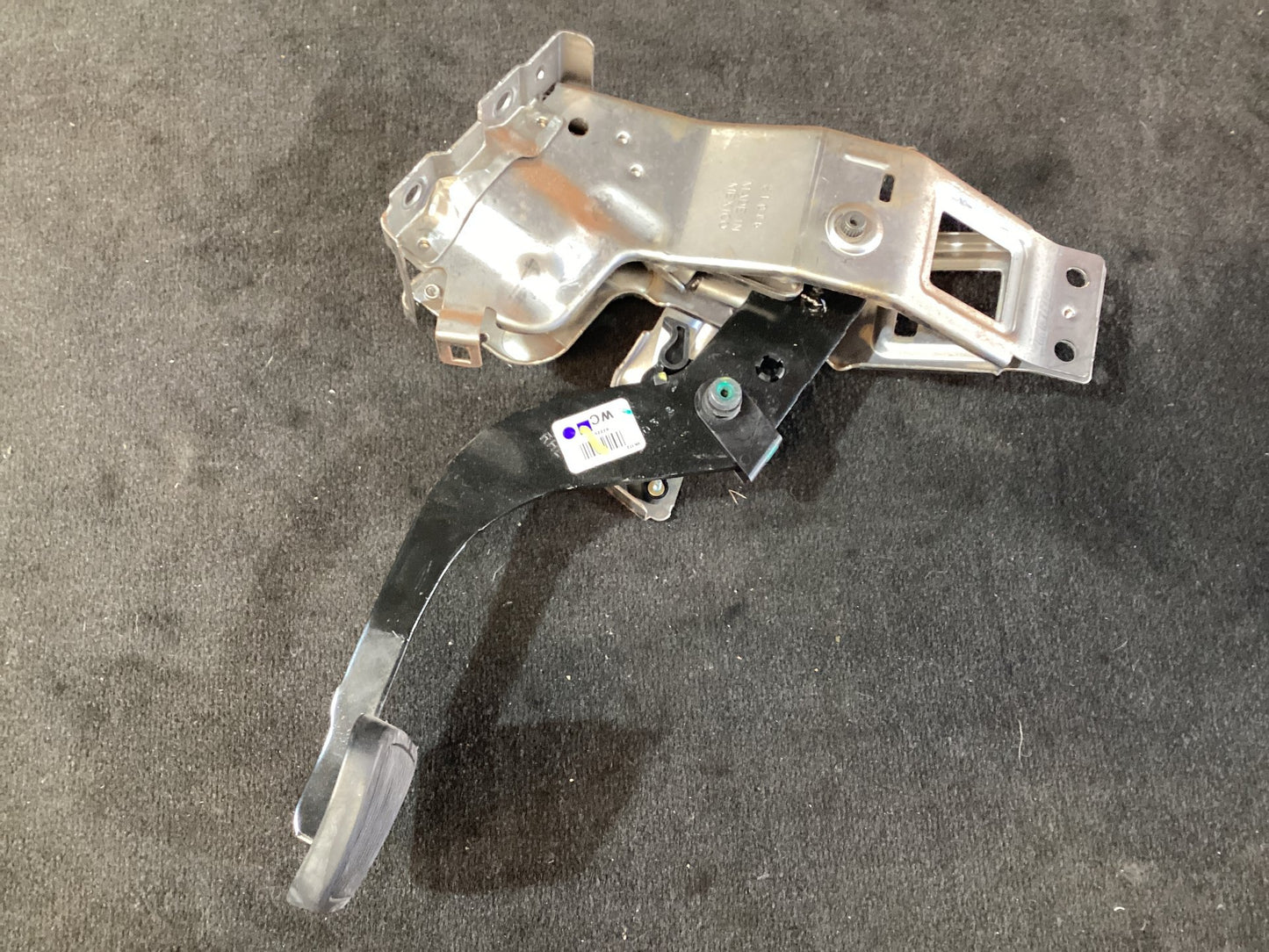 2010 Holden Statesman WM  Brake Pedal WMVEBRAKEPEDAL
