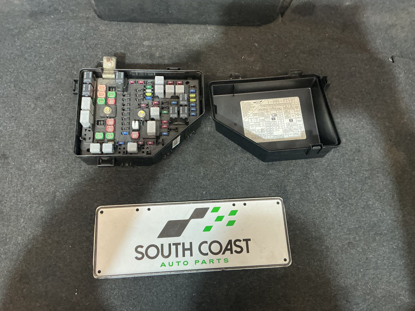 Holden Calais VE 6G1EX55768L940846 Fuse Box 92191601