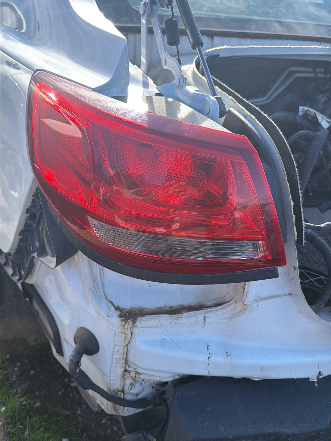 2015 Holden Commodore VF Left Taillight