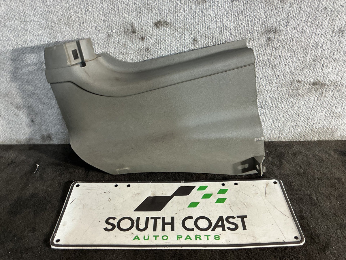 1994 Holden Commodore VR 6H8VRK19HSL781543 Kick Panel 92028136